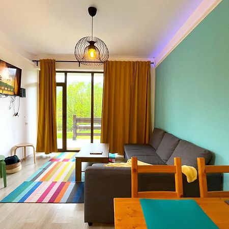 Cozy Riverfront Apartments With Garden And Mountain View Buşteni Екстериор снимка
